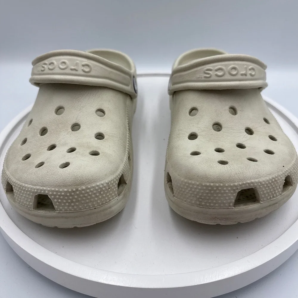 Crocs Classic Clog J3 Bone Off-White Minimalist Gorpcore Breathable Slip-Ons